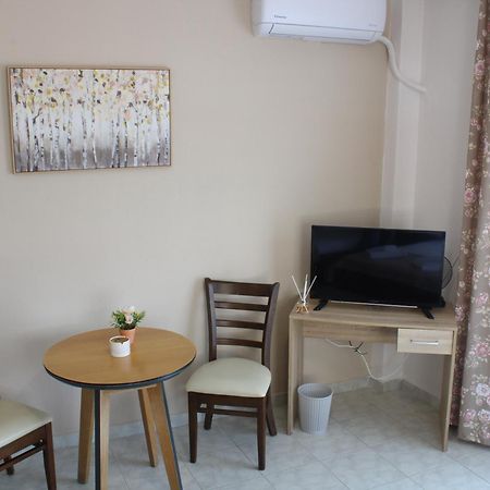 Sunshine Apartments By The Sea Skala Neon Epivaton Luaran gambar