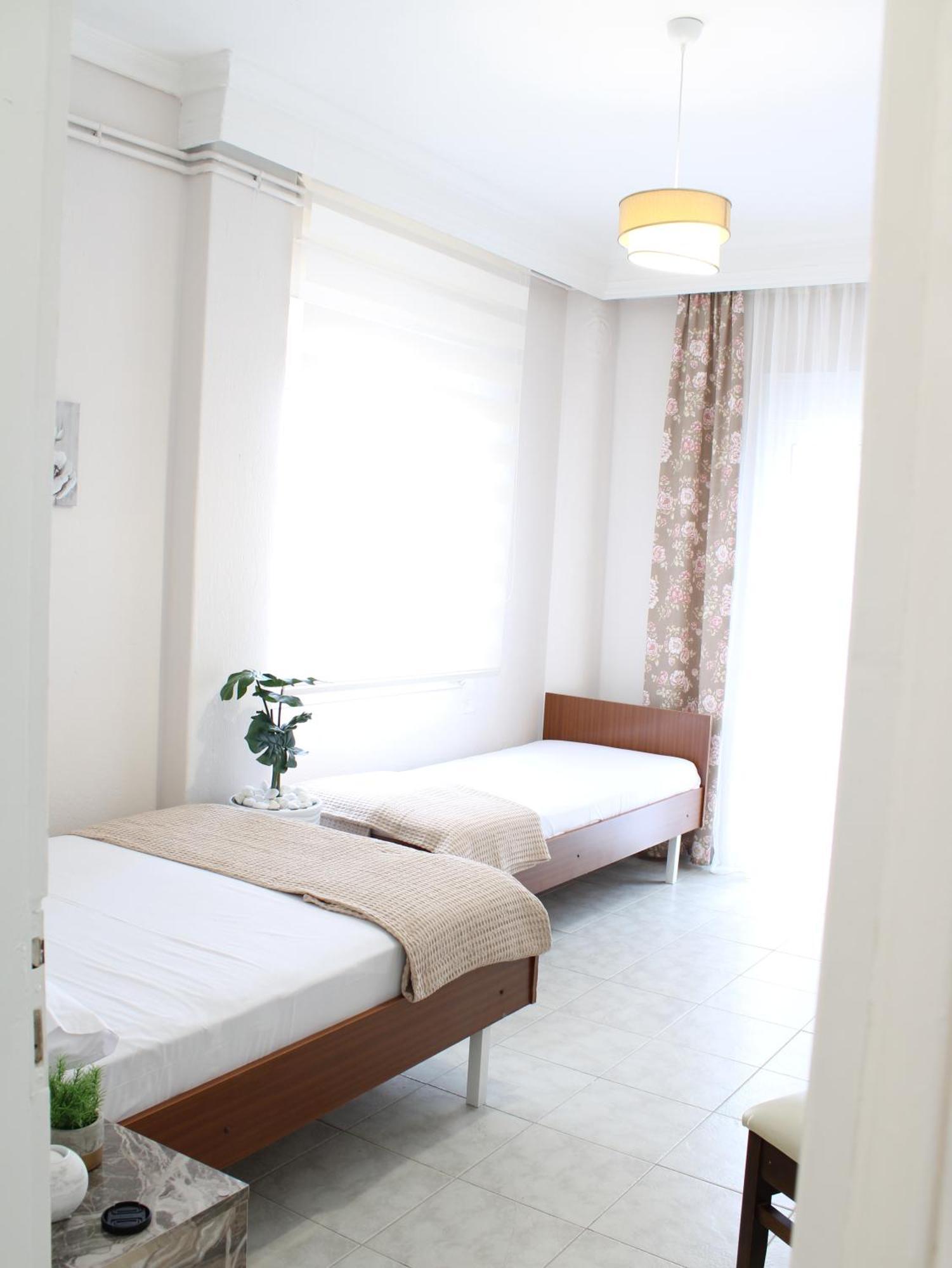 Sunshine Apartments By The Sea Skala Neon Epivaton Luaran gambar