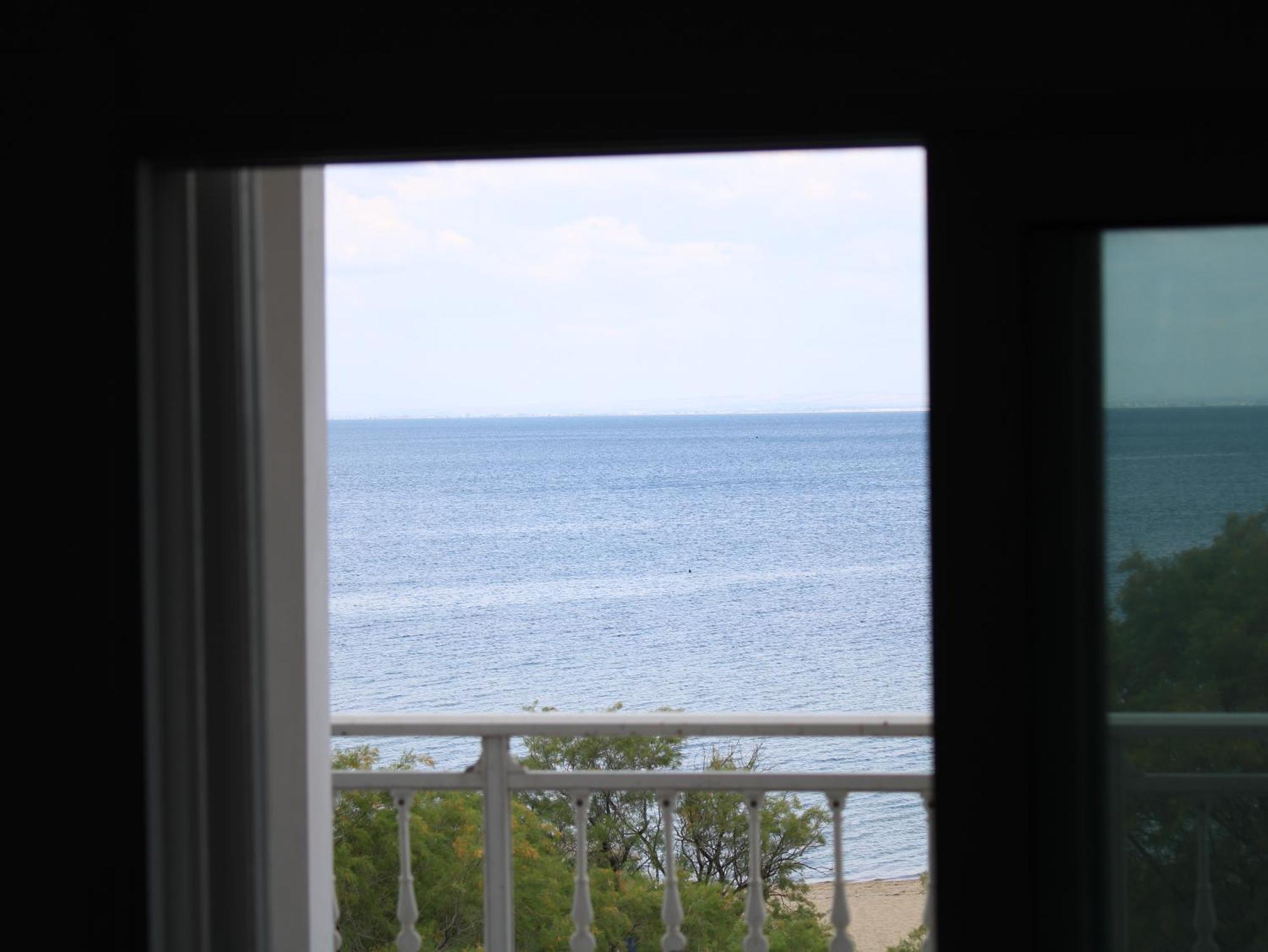 Sunshine Apartments By The Sea Skala Neon Epivaton Luaran gambar
